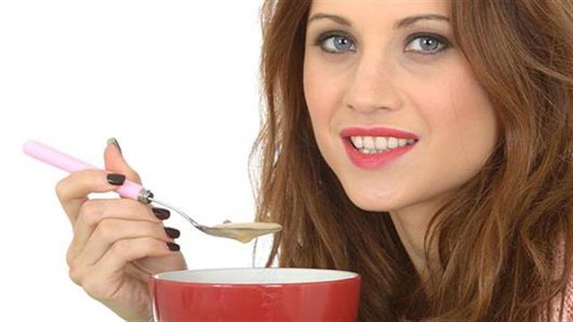 10 τροφές που βοηθούν να ξεπεράσετε το κρυολόγημα