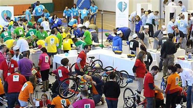 MSD: Οι εργαζόμενοι κατασκεύασαν χρηστικά αντικείμενα για το Ορφανοτροφείο Βόλου