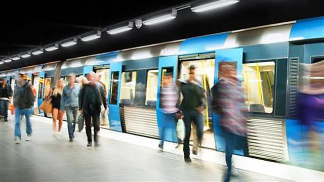 Μετρό, ηλεκτρικός, λεωφορεία και ...αδυνάτισμα