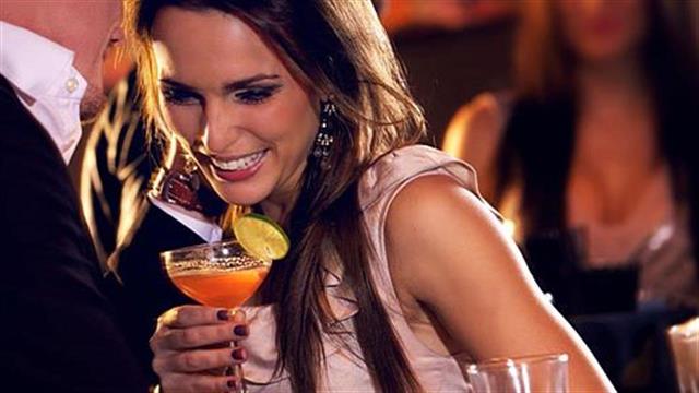 Φλερτ: Κάνει καλό στη διάθεση και την υγεία μας