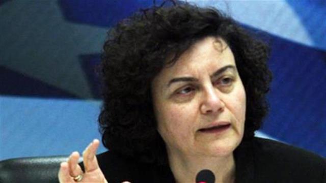 Απάντηση Βαλαβάνη σε Βαρνάβα για τη νοσηλεία σε ιδιωτική κλινική