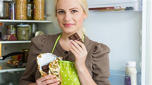 8 υγιεινές τροφές για.. μεταμεσονύκτιο τσιμπολόγημα