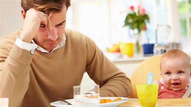 Πατέρες με κατάθλιψη προκαλούν άγχος και άσχημη συμπεριφορά στα παιδιά