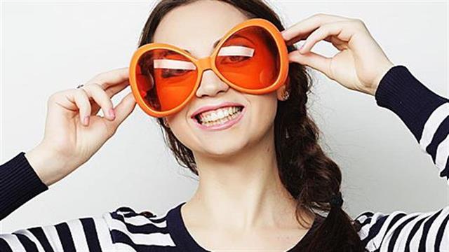 Πορτοκαλί γυαλιά για καλύτερο ύπνο