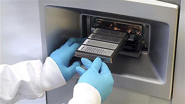 Όμιλος Υγεία: Νέα δεδομένα στην Κλινική Μικροβιολογία