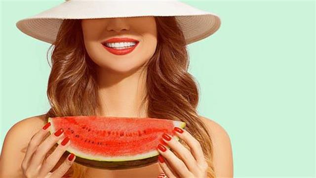 Πώς να χάσουμε με σωστό τρόπο κιλά το καλοκαίρι