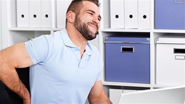 Πώς να αντιμετωπίσετε τον πόνο στην μέση στο γραφείο