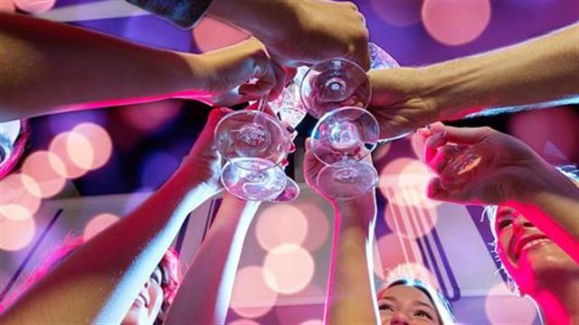 Αλκοόλ: Η καλή και η κακή πλευρά του