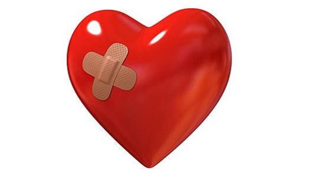 Επίθεμα εμποτισμένο με πρωτεΐνες επιδιορθώνει τη βλάβη στην καρδιά