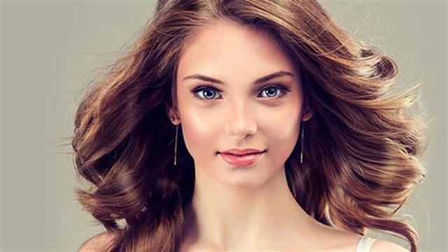 Τι να κάνω για τα ξηρά μαλλιά;