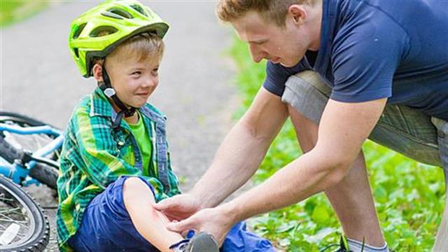 Πώς να εκπαιδεύσετε τα παιδιά να αποφεύγουν τους τραυματισμούς