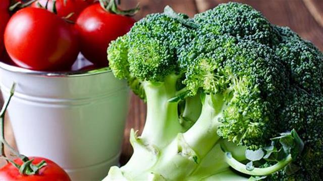 Ποια τρόφιμα βοηθούν στην πρόληψη του καρκίνου του μαστού;