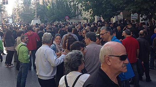 Άκαρπη συνάντηση Ξανθού – φαρμακοποιών