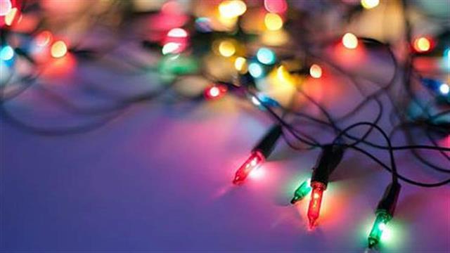 Οι κίνδυνοι των εορτών: Από τη γαλοπούλα έως τα λαμπάκια