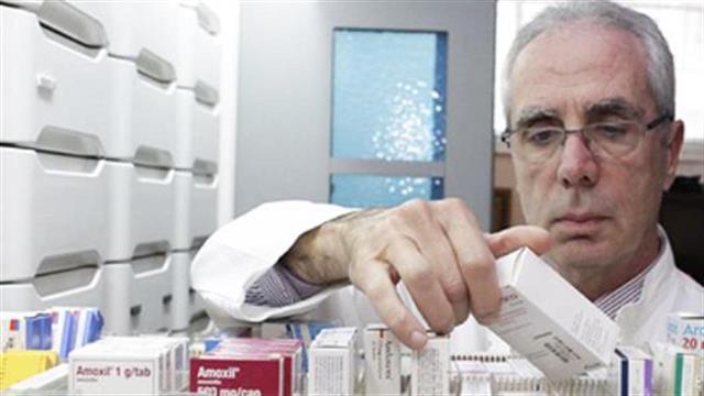 Λουράντος: Ταφόπλακα για ελεύθερους επαγγελματίες η σύνδεση εισφορών με το εισόδημα