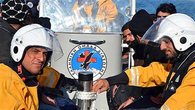 Επιχείρηση διάσωσης 63 προσφύγων που είχαν εγκλωβιστεί στους Φούρνους Κορσεών