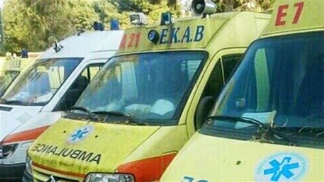 Δημοτικοί υπάλληλοι και πυροσβέστες μπορούν να οδηγούν ασθενοφόρα των Κέντρων Υγείας