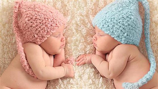 Πώς έχουν διαφορετικό πατέρα τα δίδυμα του Βιετνάμ;