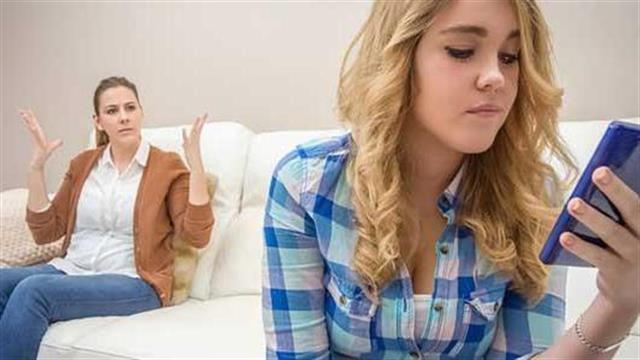 Η υπερβολική χρήση smartphone μπορεί να κρύβει κατάθλιψη