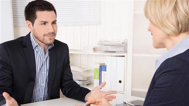 Λιγότερο καθισιό κατά 71 λεπτά στη δουλειά παρατείνει τη ζωή