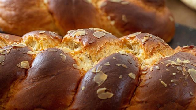 Crash test στα πασχαλινά γλυκά