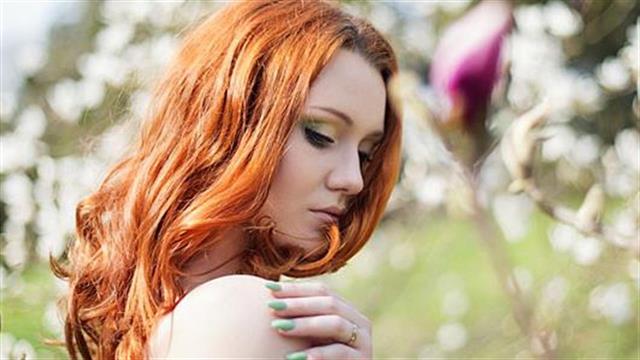 Τα γονίδια των κόκκινων μαλλιών και χλωμού δέρματος αυξάνουν τον κίνδυνο μελανώματος