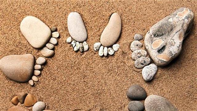 Το "Βαλιτσάκι του Διαβητικού Ποδιού": Κανόνες καθημερινής περιποίησης για ανέμελες διακοπές!