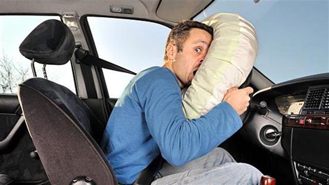 Ζώνη ασφαλείας, αερόσακος μειώνουν τα κατάγματα στο πρόσωπο