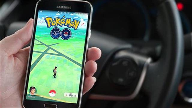 Pokemon Go: Οι κίνδυνοί του είναι παρόμοιοι με του texting