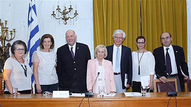 Οι Ελληνίδες βουλευτές και ευρωβουλευτές θέτουν στο κέντρο των πολιτικών αποφάσεων τον καρκίνο του μαστού