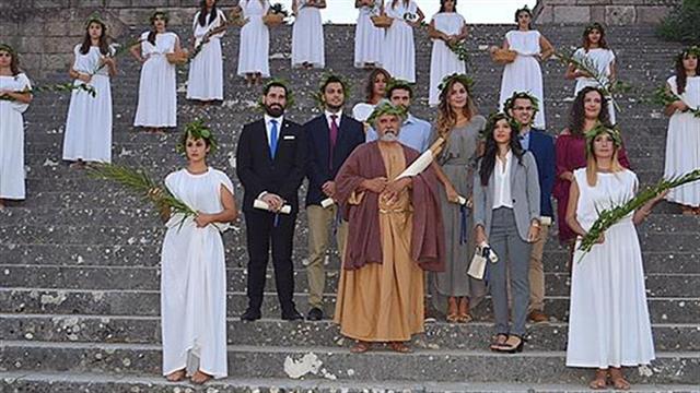 Σε κατανυκτική ατμόσφαιρα η Τελετή Απαγγελίας του Όρκου του Ιπποκράτη που διοργάνωσε ο ΠΙΣ