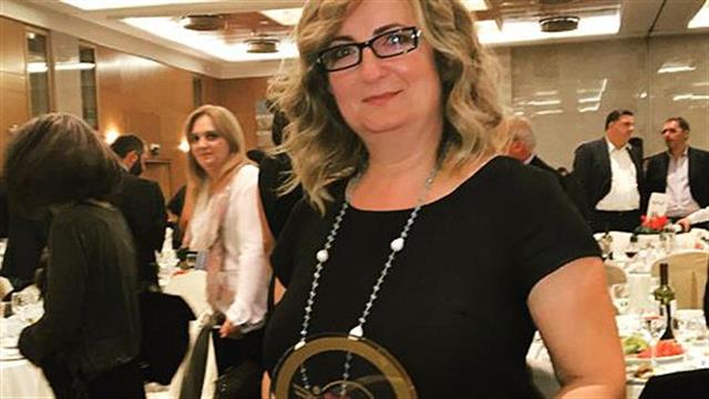 Τιμητική βράβευση Ελληνίδας χειρουργού