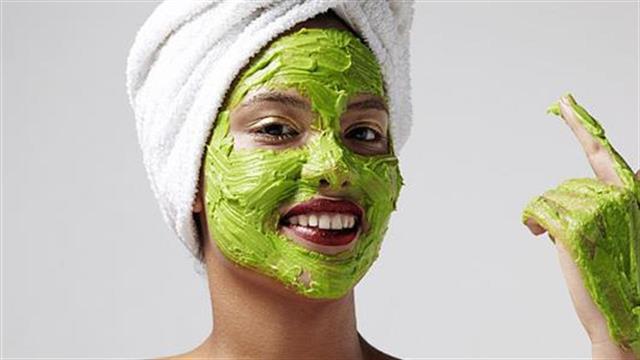 Ποιες είναι οι καλύτερες σπιτικές μάσκες προσώπου