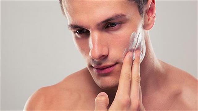 Περιποίηση προσώπου: Τα καλύτερα tips για άντρες