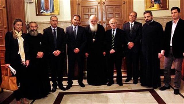 ΠΕΦ και Ιερά Αρχιεπισκοπή Αθηνών ανανέωσαν το σύμφωνο συνεργασίας τους για τη δωρεάν διάθεση φαρμάκων