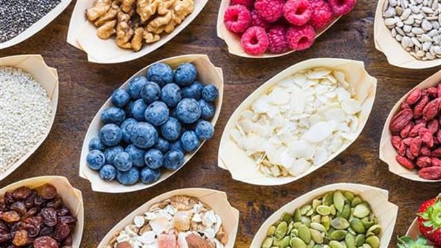 Ποιες παγίδες κρύβουν τα superfoods