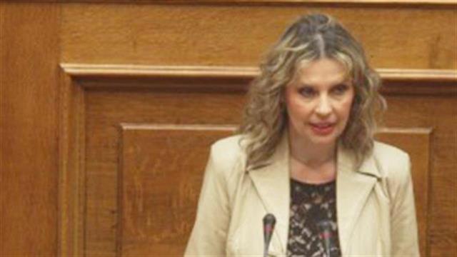 Κατερίνα Παπακώστα: Η βουτιά στις δαπάνες Υγείας, δείχνει πως η οικονομία παραμένει σε ύφεση