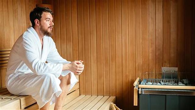 Η σάουνα προστατεύει τους άντρες από την άνοια