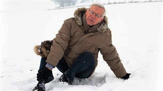 Πτώσεις λόγω κακοκαιρίας: Ποιοι  κινδυνεύουν περισσότερο;