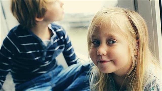 Αυτισμός: Επιστήμονες εστιάζουν στα μικρόβια του εντέρου για πιθανή αγωγή