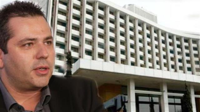 Συνάντηση Μπερσίμη με τους “θεσμούς” στο Χίλτον – Στο τραπέζι οργανωτικά και δαπάνες ΕΟΠΥΥ