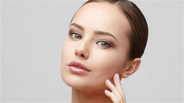 113 εκατ. έγραψαν τα δερμοκαλλυντικά στα ράφια των φαρμακείων το 5μηνο