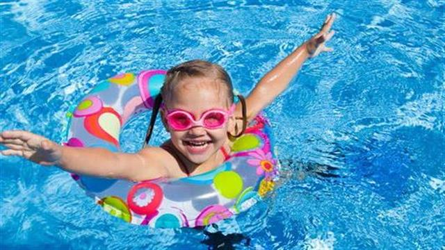 Aνάγκη εντατικοποίησης των υγειονομικών ελέγχων στις εγκαταστάσεις κολυμβητικών δεξαμενών