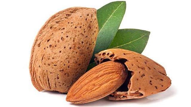 Τα αμύγδαλα ωφελούν τη χοληστερόλη