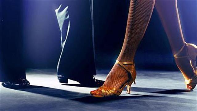 Για νεανικό εγκέφαλο φορέστε τα παπούτσια του χορού