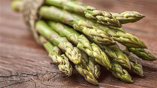 Σπαράγγια: Γιατί πρέπει να τα αγαπήσουμε;