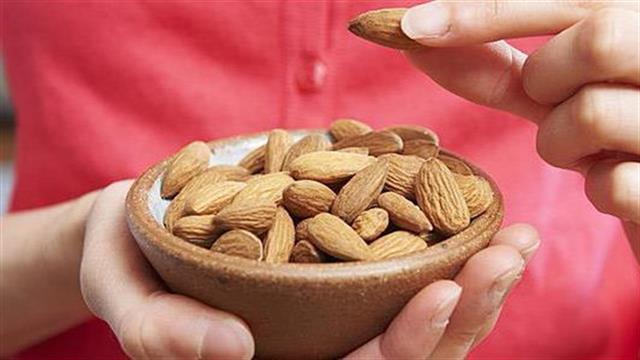 Ποιες τροφές καταπολεμούν το στρες