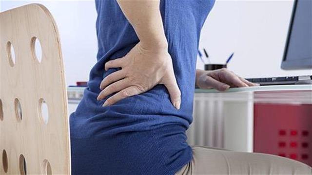 Πόνος στη μέση: Τι τον προκαλεί;