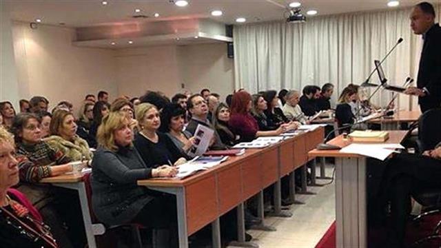 Στα θρανία και πάλι οι φαρμακοποιοί της Θεσσαλονίκης