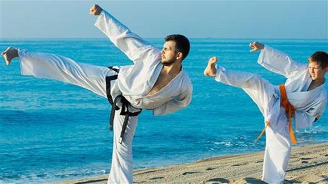 Οι ασκήσεις που καίνε τις περισσότερες θερμίδες